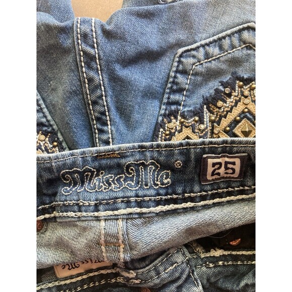 Miss Me Cut Off Shorts Womens 25 Low Rise Aztec Embroidered Bling Rhinestone - Picture 8 of 9